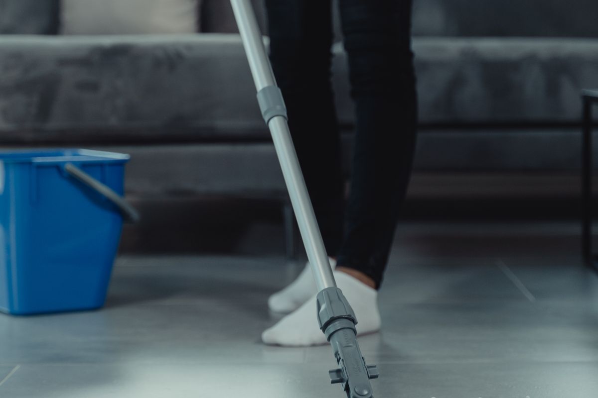 service-image